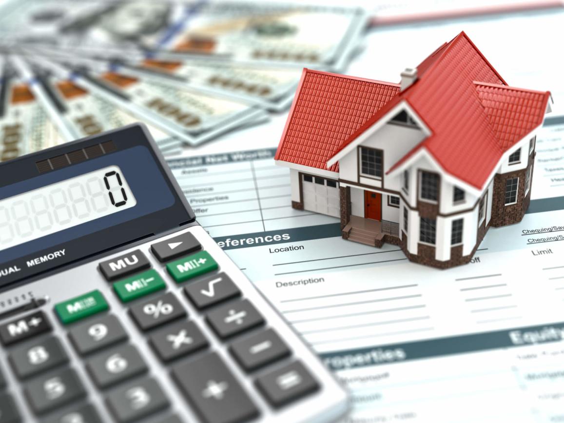 What Factors Should I Consider When Comparing Mortgage Lenders?